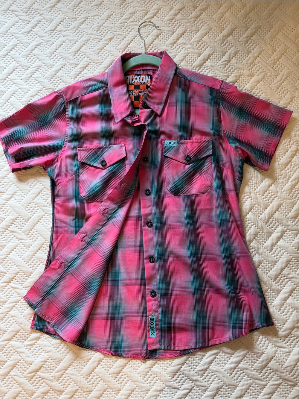 DIXXON Bamboo “BITCHIN”  Pink and Teal Plaid Short-Sleeve Button-Down Shirt Med.
